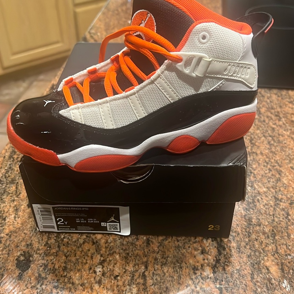 Nike Jordan 6 Rings